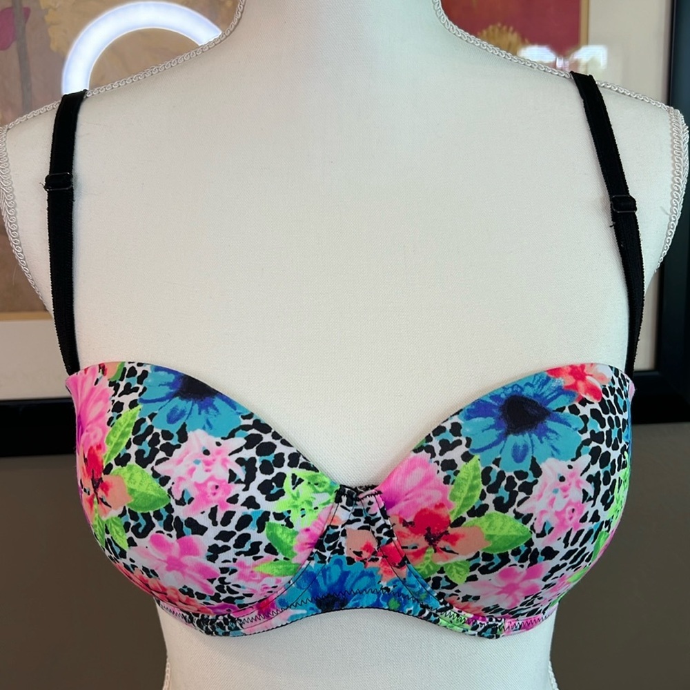 PINK Victoria's Secret Wear Everywhere Multi-Way Push Up Bra Size 32D